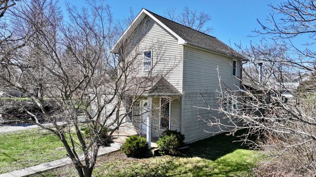 239 N 2nd Street, Portage, OH 43451