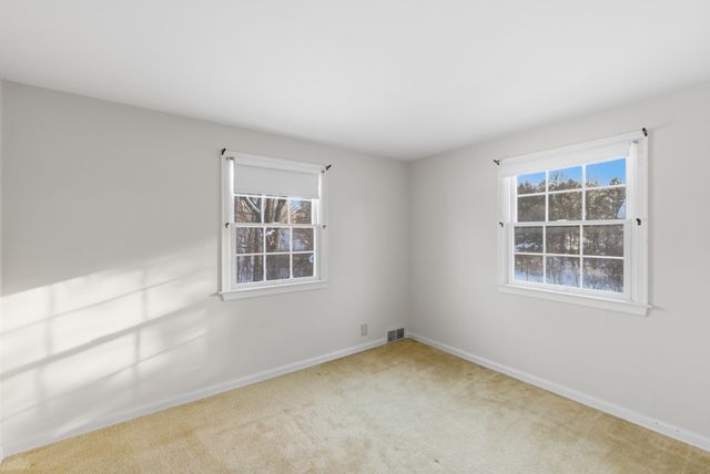 924 Bellclaire Avenue Se, East Grand Rapids, MI 49506