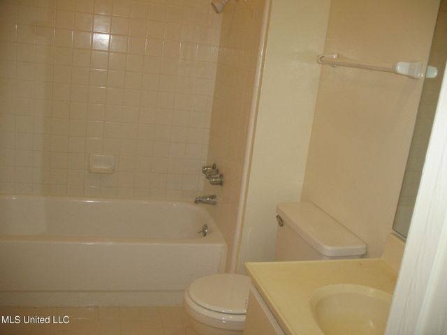 970 Morningside Street, A5, Jackson, MS 39202