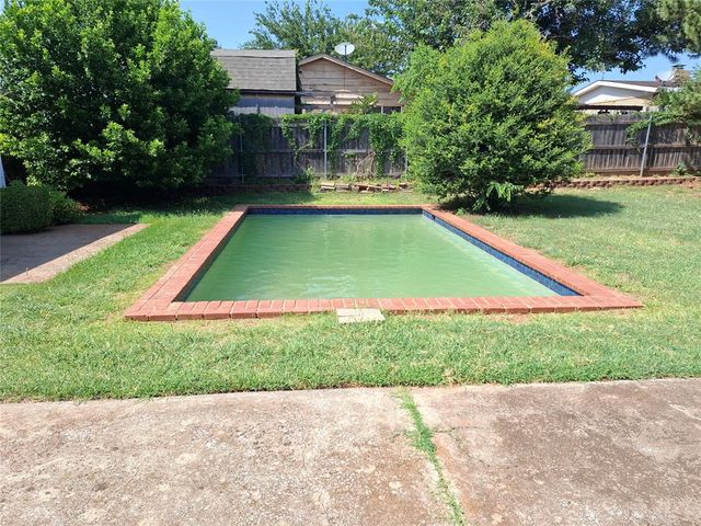 2705 NW 120th Terrace, Oklahoma City, OK 73120