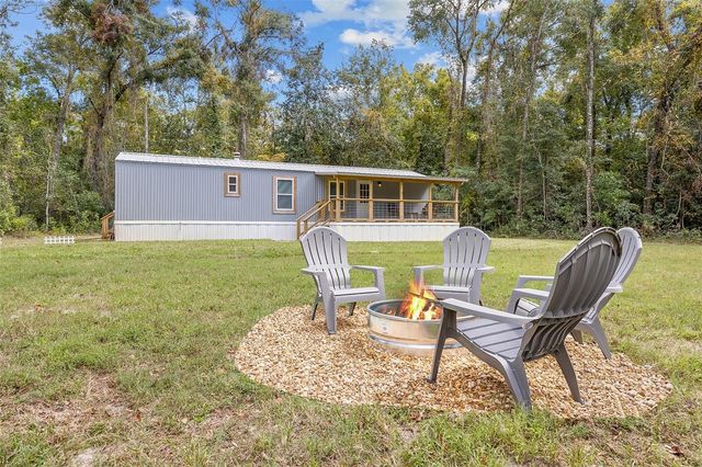 341 SW YALE TERRACE, Fort White, FL 32038