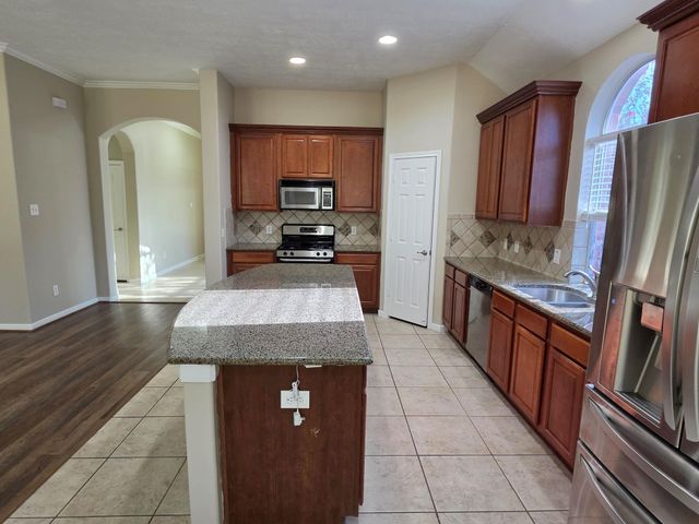 20743 Oakhurst Meadows Drive, Porter, TX 77365