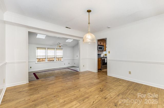 944 Evian Lane, Matthews, NC 28105