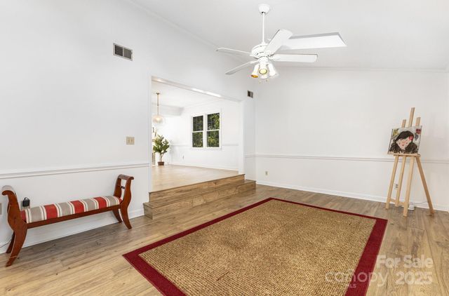 944 Evian Lane, Matthews, NC 28105