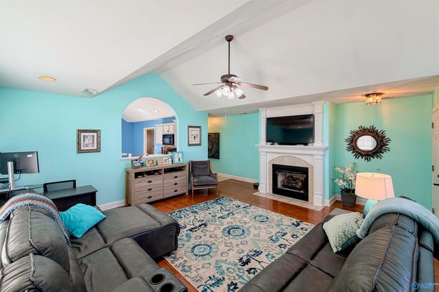 1523 Oak Lea Road SW, Decatur, AL 35603