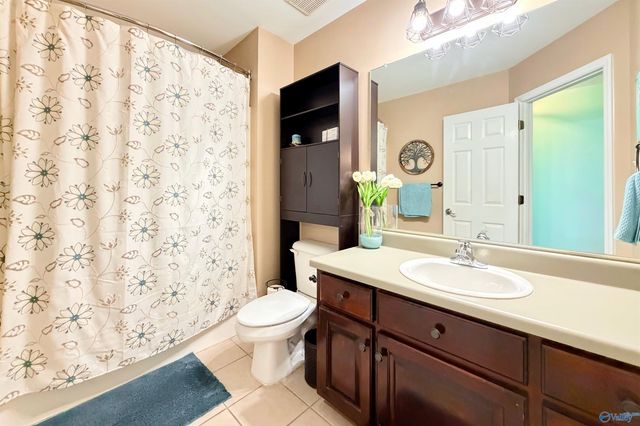 1523 Oak Lea Road SW, Decatur, AL 35603