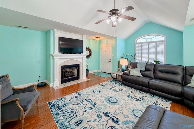 1523 Oak Lea Road SW, Decatur, AL 35603