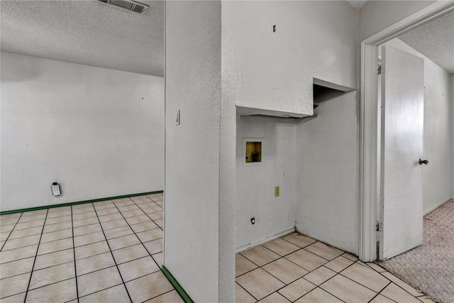 210 Slaughter Street, Arlington, TX 76011