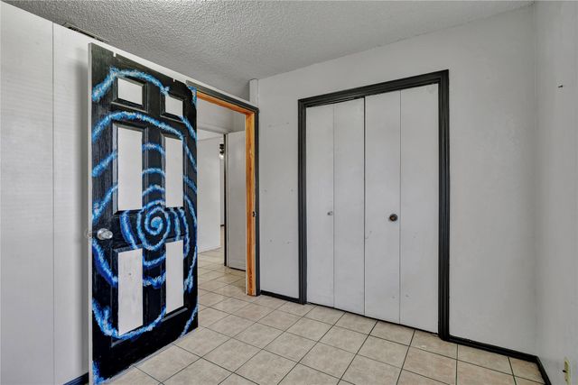 210 Slaughter Street, Arlington, TX 76011