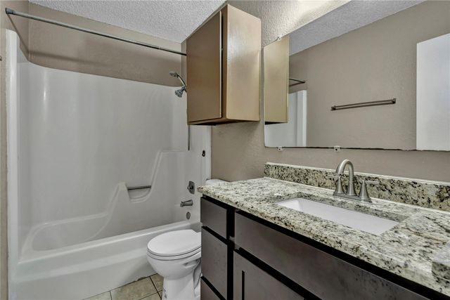 210 Slaughter Street, Arlington, TX 76011