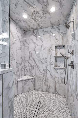 5705 E County Rd 94, Midland, TX 79706