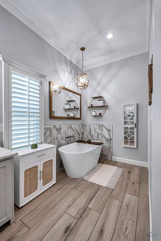 5705 E County Rd 94, Midland, TX 79706