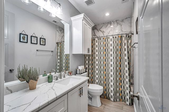 5705 E County Rd 94, Midland, TX 79706