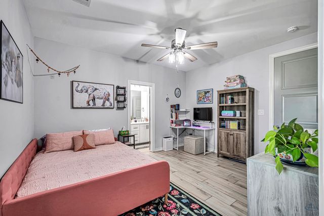 5705 E County Rd 94, Midland, TX 79706