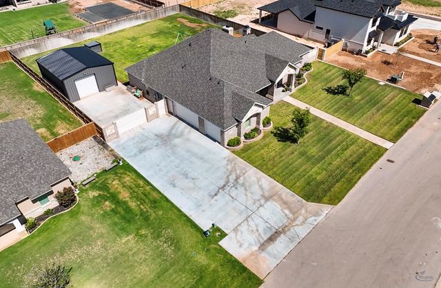 5705 E County Rd 94, Midland, TX 79706