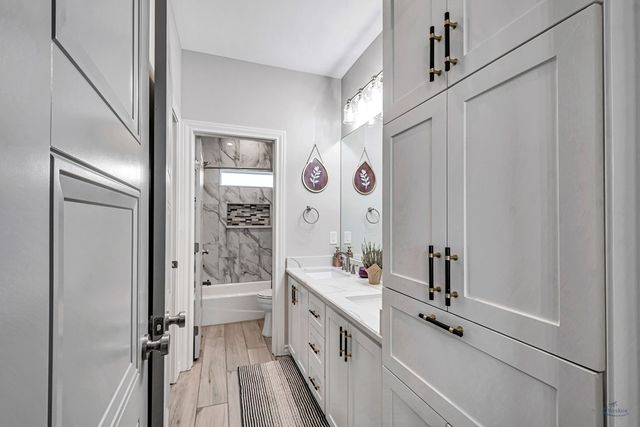 5705 E County Rd 94, Midland, TX 79706