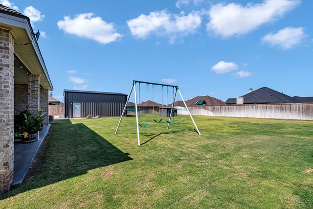 5705 E County Rd 94, Midland, TX 79706