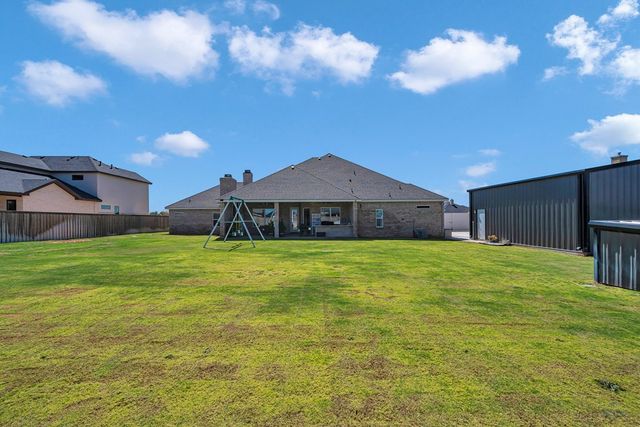 5705 E County Rd 94, Midland, TX 79706