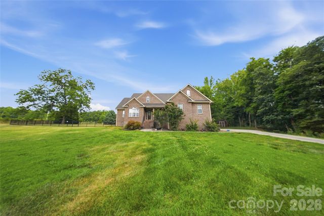 3724 Anderson Mountain Road, Maiden, NC 28650