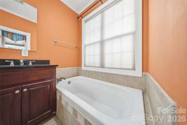 3724 Anderson Mountain Road, Maiden, NC 28650