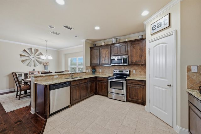 714 Mary Lee Lane, Collinsville, TX 76233