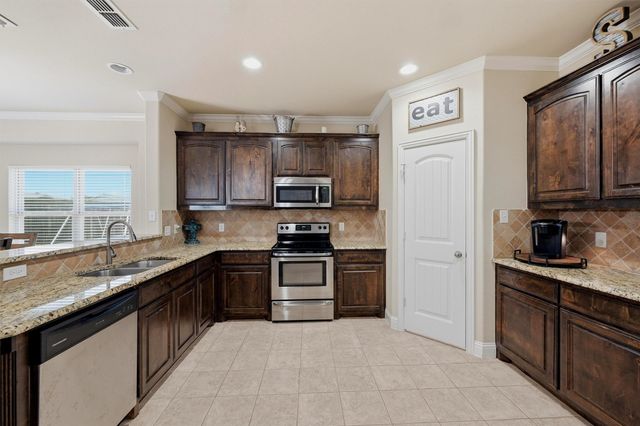714 Mary Lee Lane, Collinsville, TX 76233