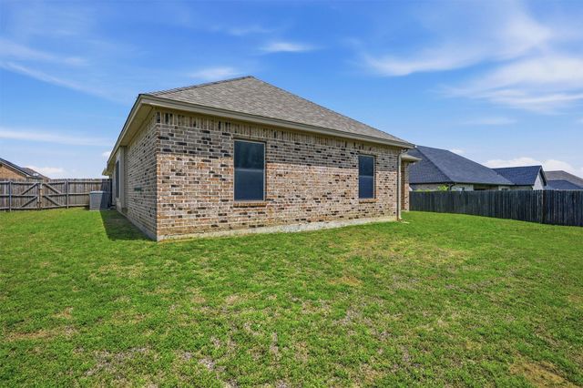 714 Mary Lee Lane, Collinsville, TX 76233