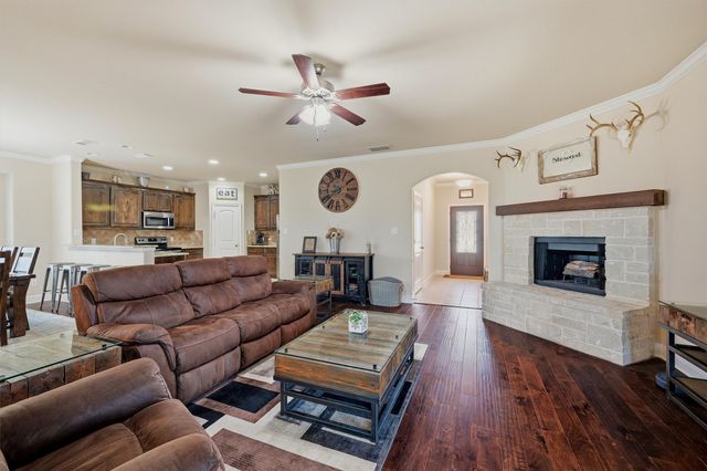 714 Mary Lee Lane, Collinsville, TX 76233