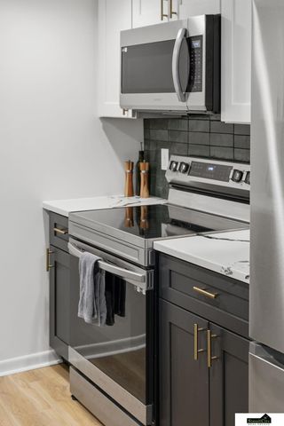 3460 Neerpark Drive, Lincoln, NE 68506