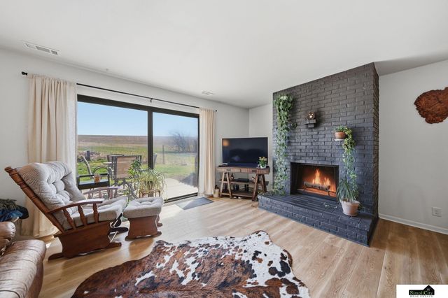 3460 Neerpark Drive, Lincoln, NE 68506