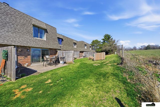 3460 Neerpark Drive, Lincoln, NE 68506