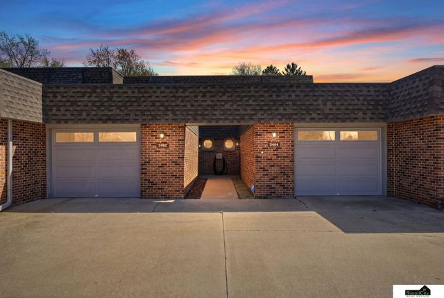 3460 Neerpark Drive, Lincoln, NE 68506