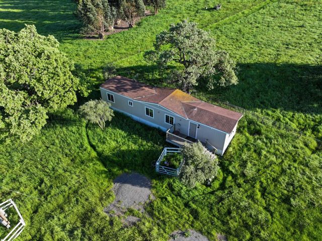 1860 Salinas Road, San Juan Bautista, CA 95045