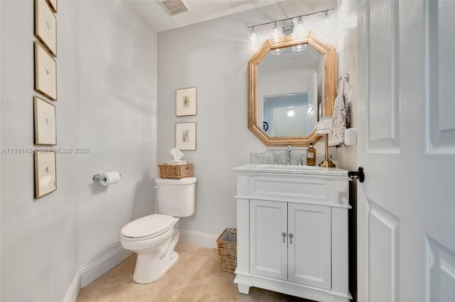 19237 NW 13th St, Pembroke Pines, FL 33029