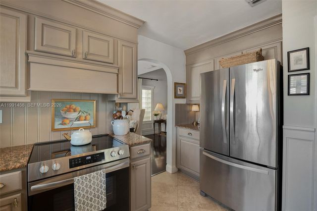 19237 NW 13th St, Pembroke Pines, FL 33029