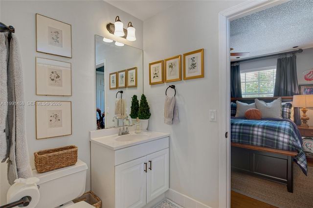 19237 NW 13th St, Pembroke Pines, FL 33029