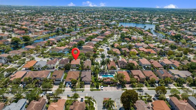 19237 NW 13th St, Pembroke Pines, FL 33029
