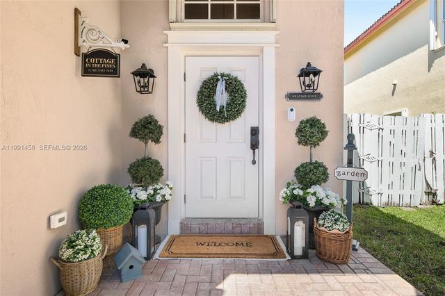 19237 NW 13th St, Pembroke Pines, FL 33029