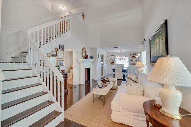 19237 NW 13th St, Pembroke Pines, FL 33029