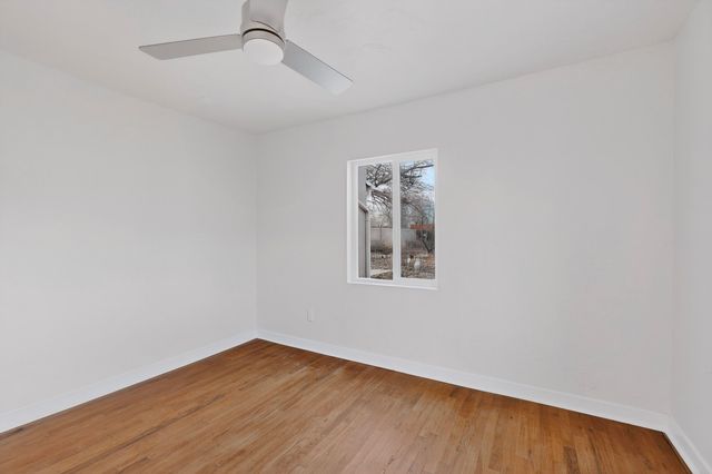 902 Headingly Avenue NW, Albuquerque, NM 87107