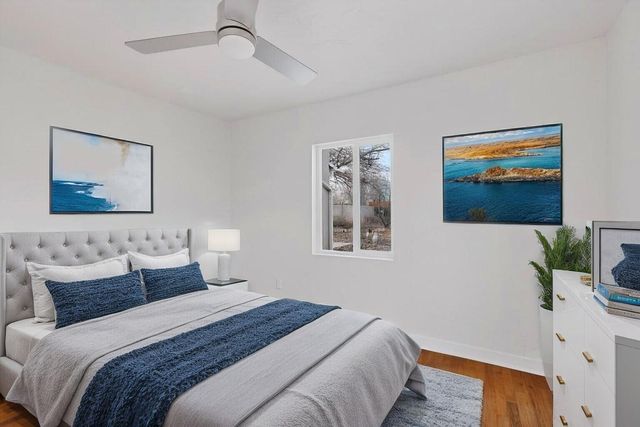 902 Headingly Avenue NW, Albuquerque, NM 87107