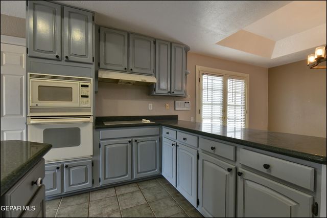 7220 SAN MARINO Drive, El Paso, TX 79912