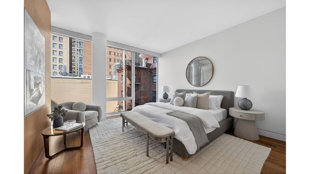 57 IRVING Place DUPLEX, New York City, NY 10003