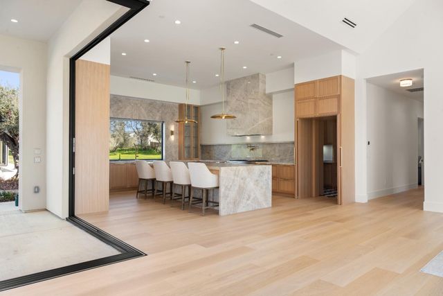 2735 Rattlesnake Rd, Newcastle, CA 95658