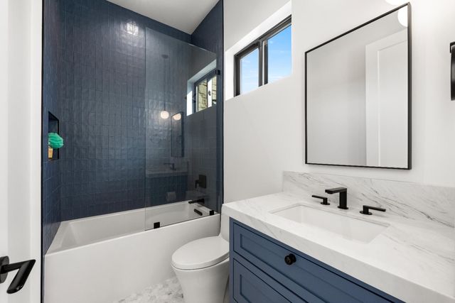 2735 Rattlesnake Rd, Newcastle, CA 95658