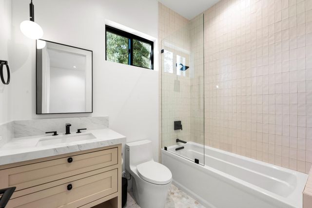 2735 Rattlesnake Rd, Newcastle, CA 95658