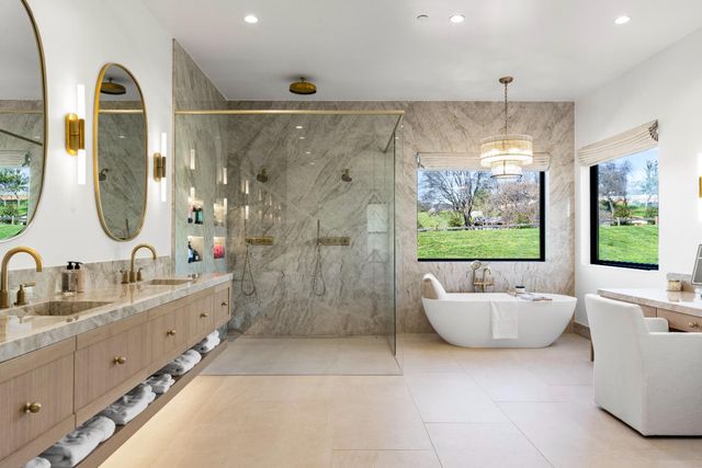 2735 Rattlesnake Rd, Newcastle, CA 95658