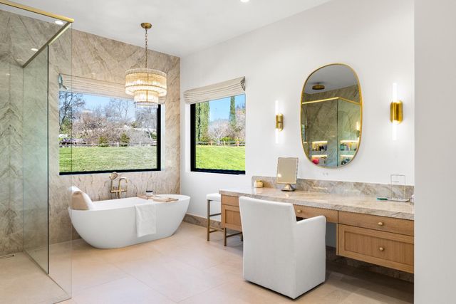 2735 Rattlesnake Rd, Newcastle, CA 95658