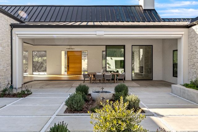 2735 Rattlesnake Rd, Newcastle, CA 95658