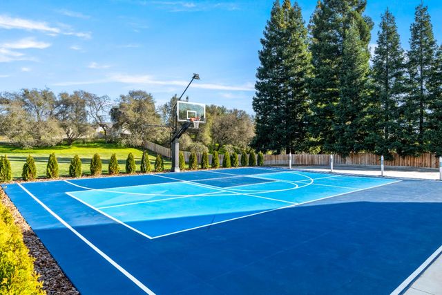 2735 Rattlesnake Rd, Newcastle, CA 95658